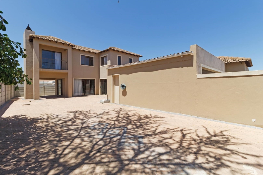 3 Bedroom Property for Sale in Parklands Western Cape